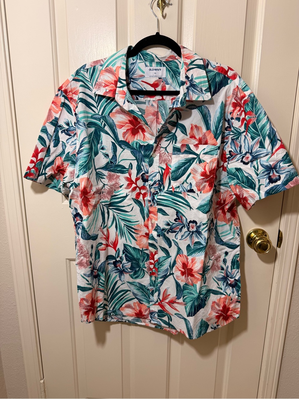 Old Navy White Short-Sleeve Button-Down Shirt with Coral Floral & Teal Leaves